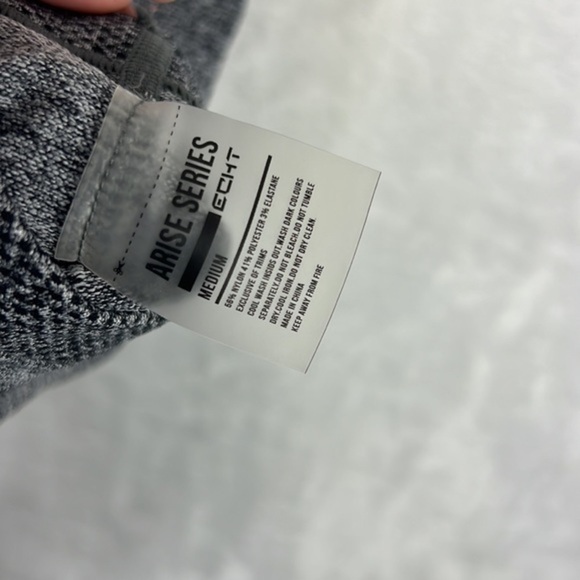 ECHT Arise Series High Waisted Grey Tights Vented Seamless Leggings Size Medium - Picture 14 of 17